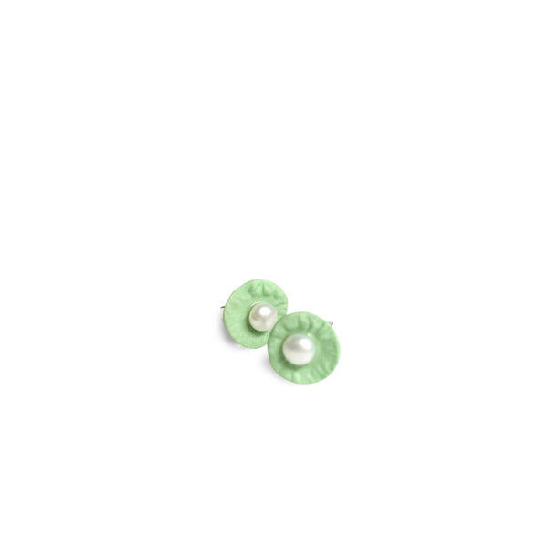 Studs pearl  /  Sunny green